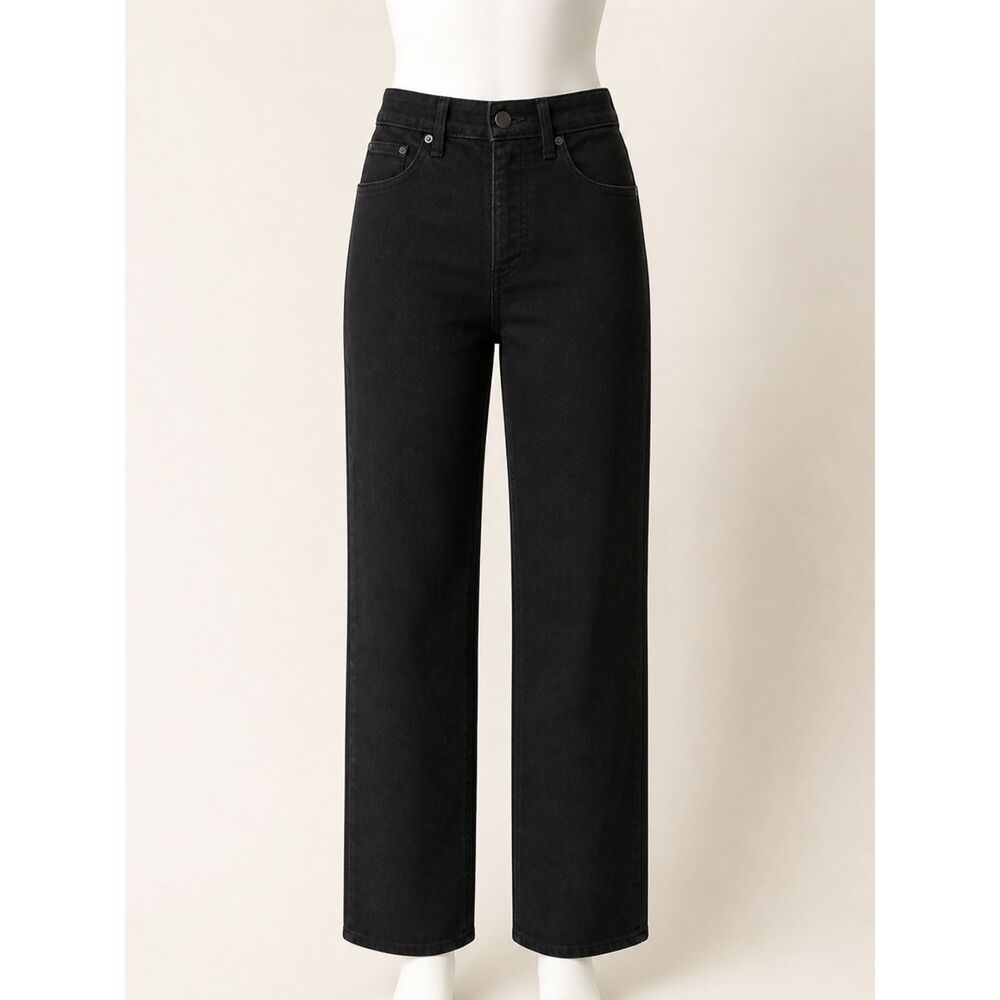 Universal Thread Black High Rise Straight Leg Jeans Size 4 NWT Stretch Denim